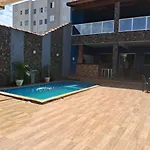 Area De Lazer Golfinho Dourado